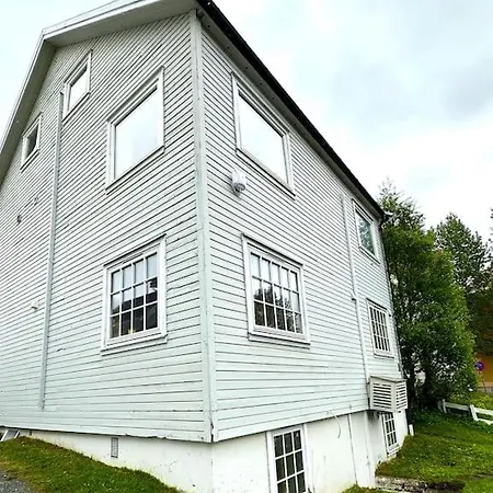 Moderne Sentral Leilighet Med 3 Soverom - Saltus Tromso Exterior photo
